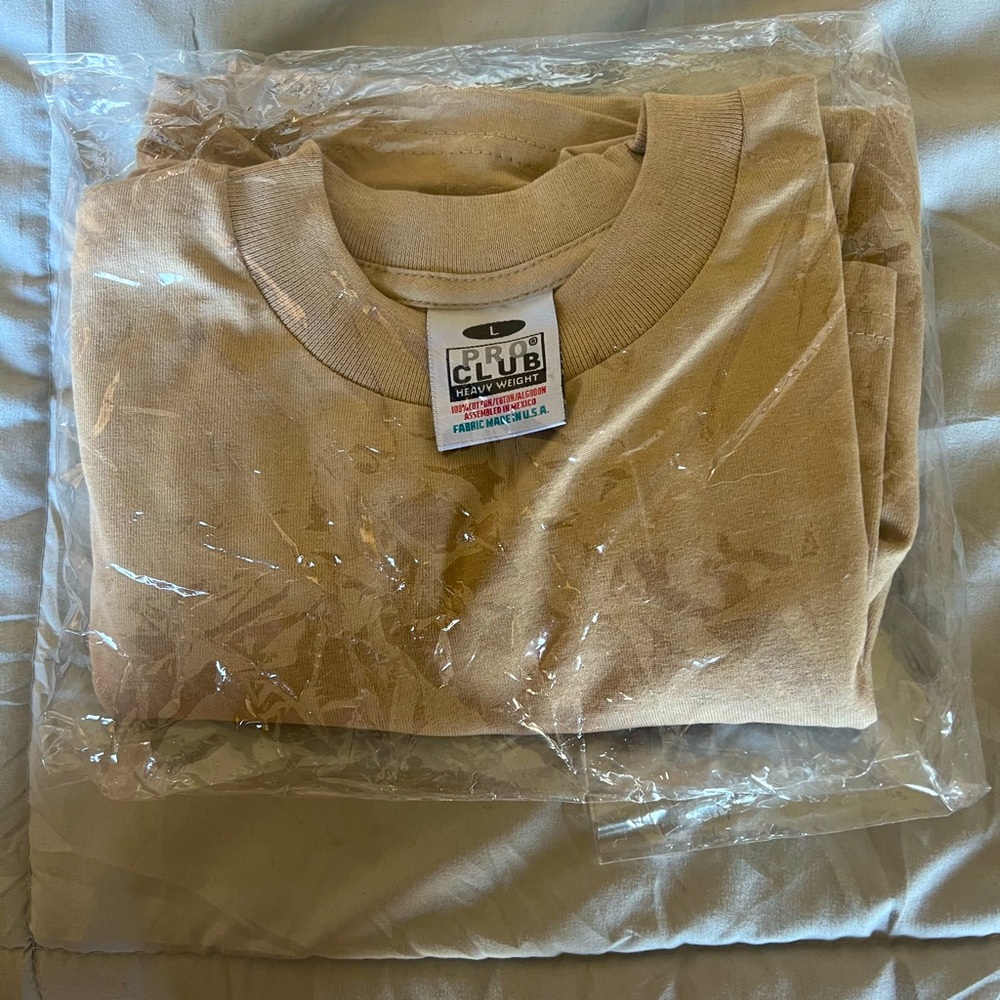 NEW Beige Prob Club T-Shirt Size:Large